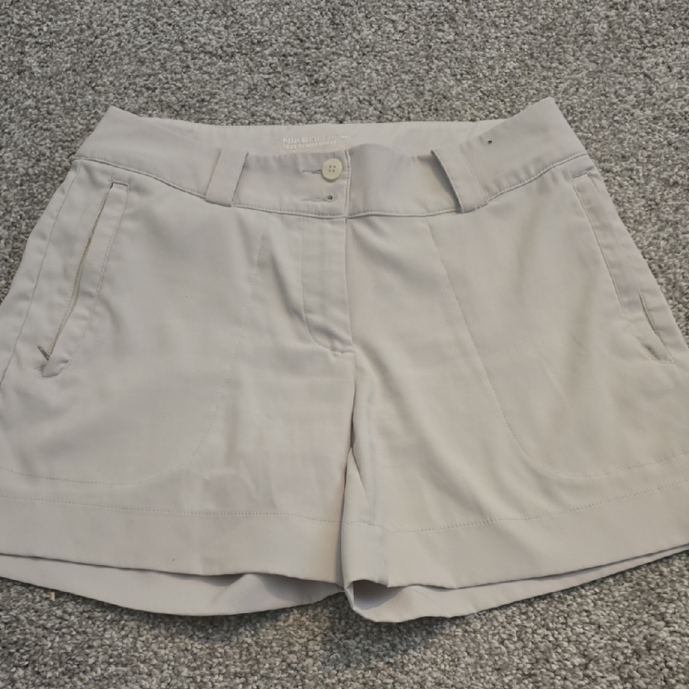 Nina Leonard Light Gray Women's Shorts
